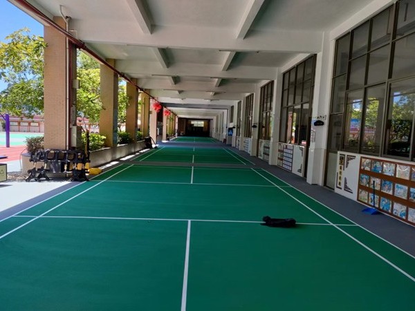 新疆丙烯酸球場(chǎng)材料