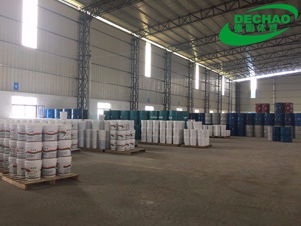 丙烯酸球場(chǎng)材料該如何選擇？來(lái)這家看看，專(zhuān)業(yè)人員為您解答！