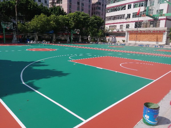 新國標硅PU球場材料