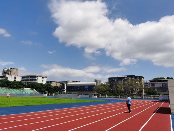 新國標塑膠跑道