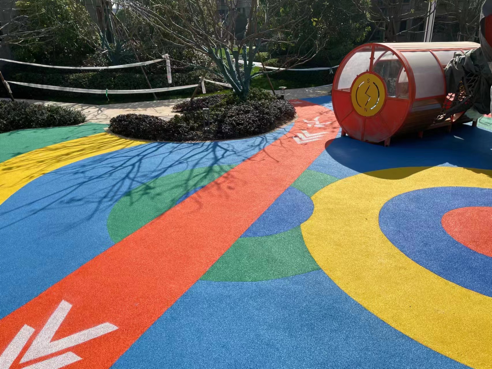 西藏彩色EPDM塑膠跑道