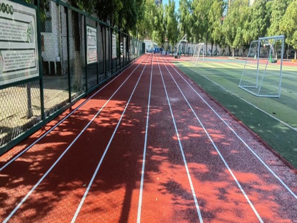 江西新國標全塑型塑膠跑道