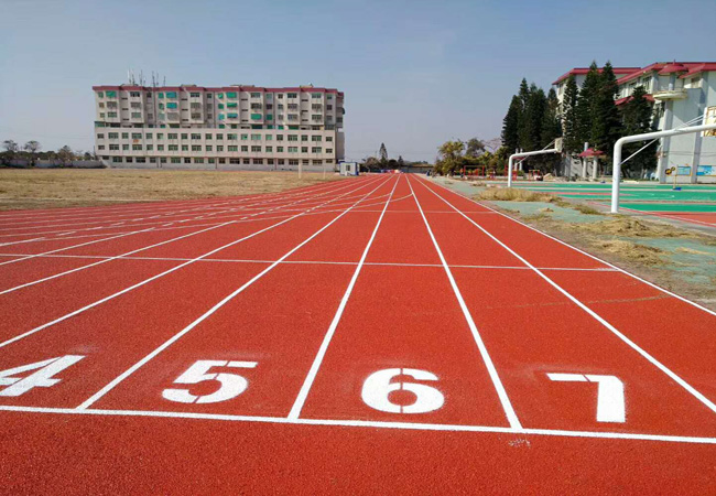 塑膠跑道材料