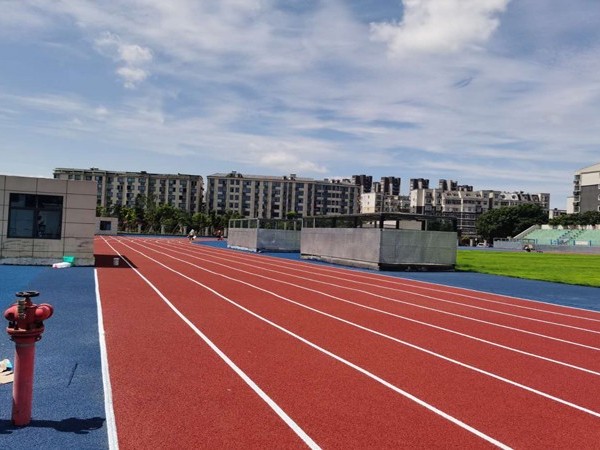新國標塑膠跑道