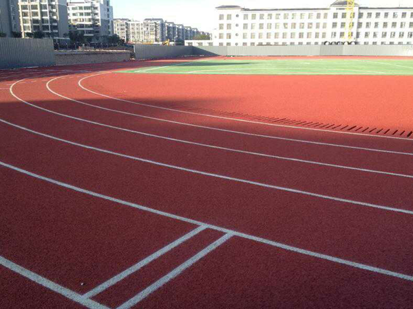 塑膠跑道材料