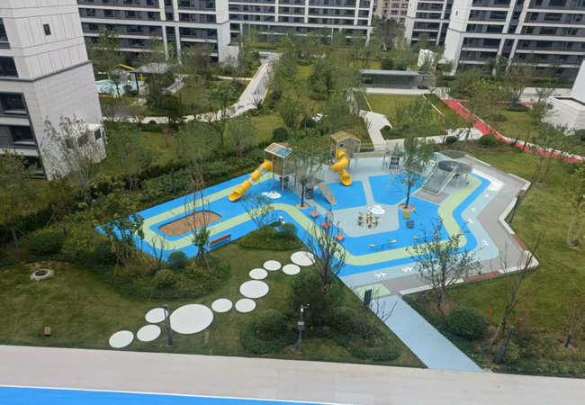 陜西省榆林市高新區(qū)能源路與通源路交叉口東北角1000平方彩色EPDM塑膠跑道!