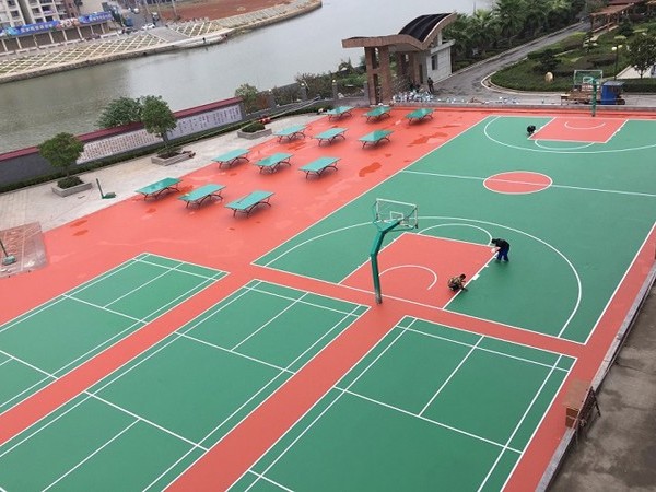 福建新國(guó)標(biāo)硅PU球場(chǎng)