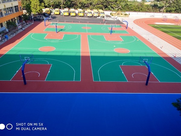 硅PU籃球場(chǎng)