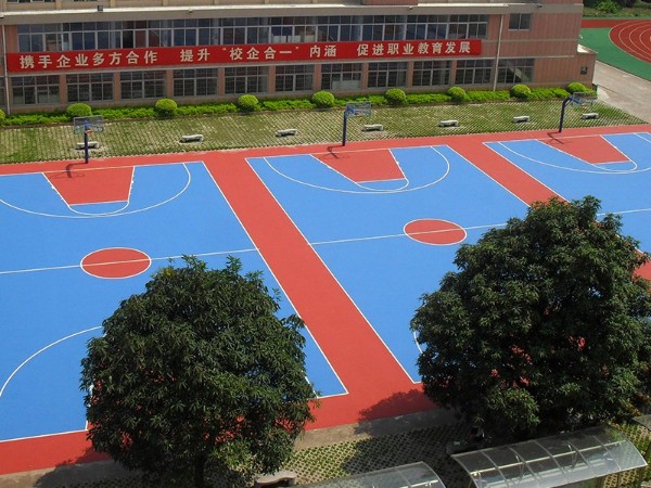 室外籃球場地面材料