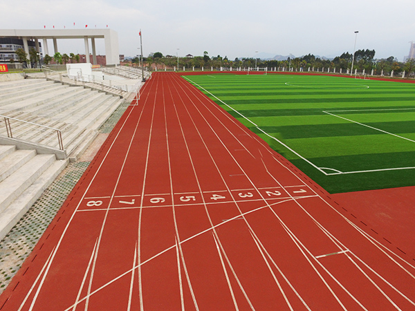 德朝體育學校塑膠跑道