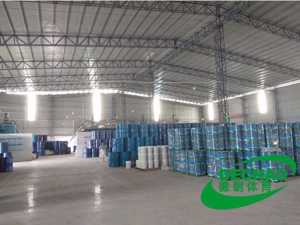 硅pu球場(chǎng)材料廠家告訴您學(xué)校運(yùn)動(dòng)場(chǎng)適合做什么材料？