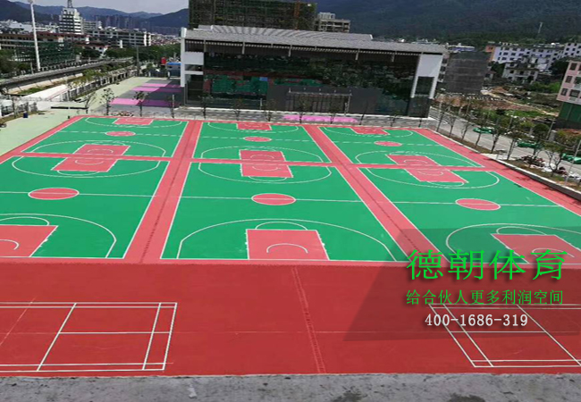 新國標(biāo)硅PU籃球場材料