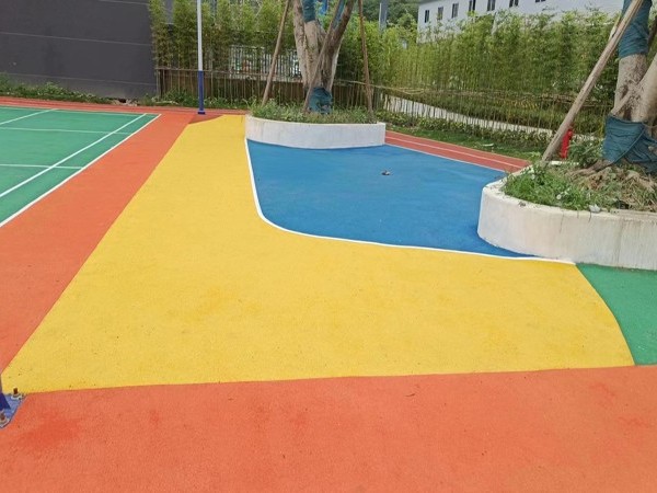 青海小區(qū)幼兒園EPDM塑膠跑道